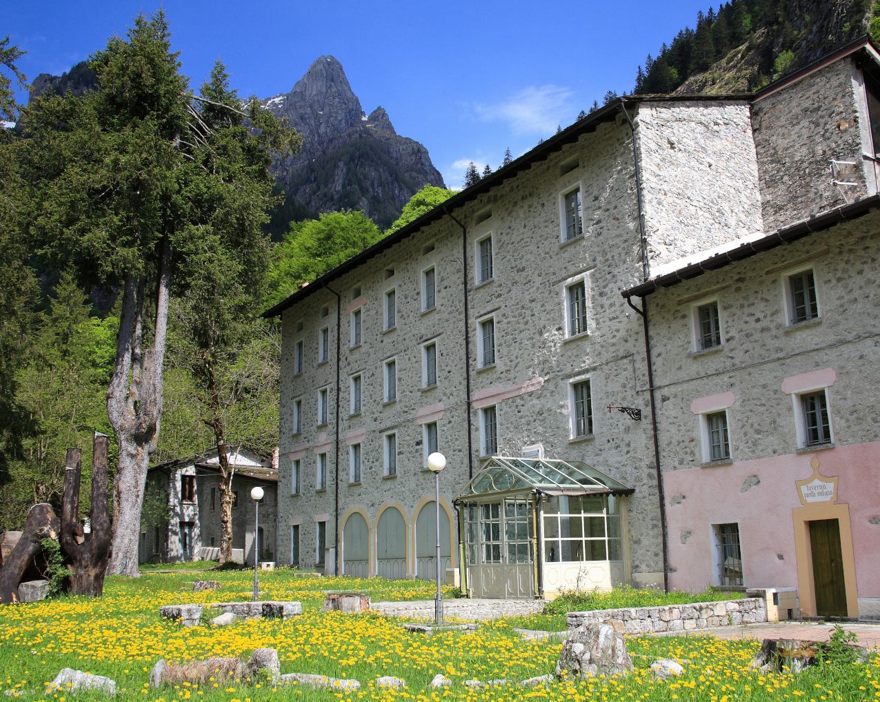 Bagni Masino sentiero dei borghi