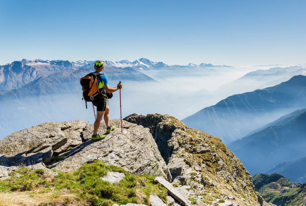 escursionista in val lesina