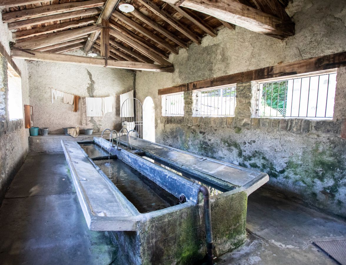 lavatoio gerola alta