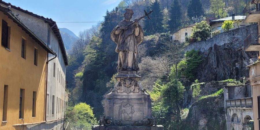 statua s giovanni nepomuceno