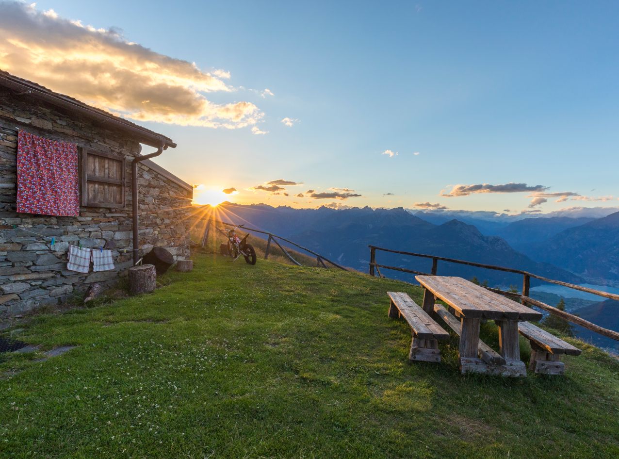 tramonto all'alpe legnone