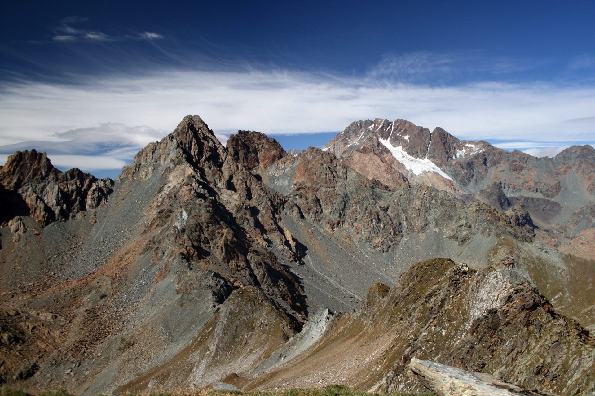 disgrazia e corni bruciati