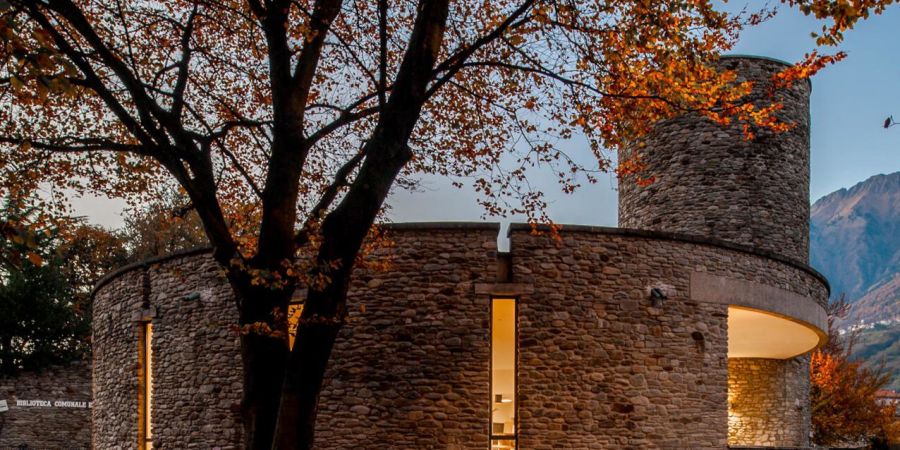 biblioteca civica ezio vanoni morbegno cultura